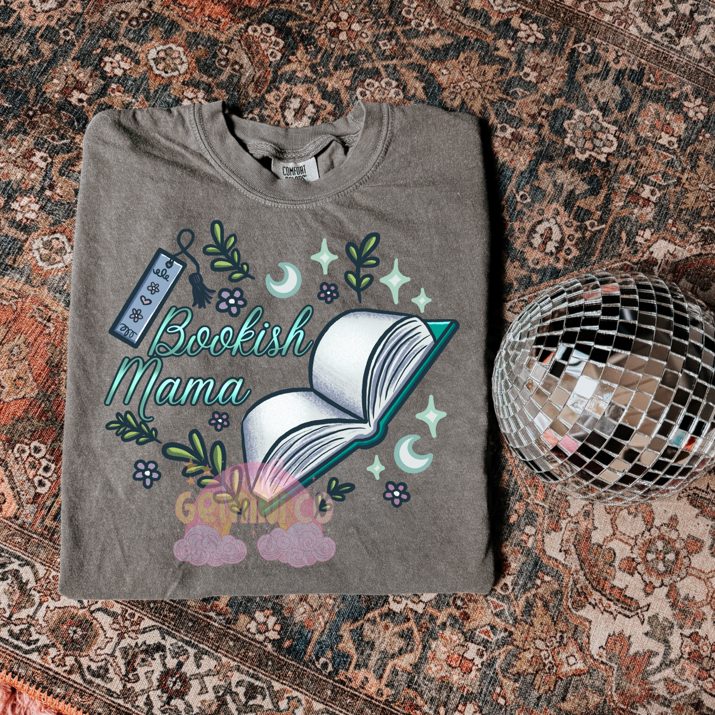 Bookish Mama Tee